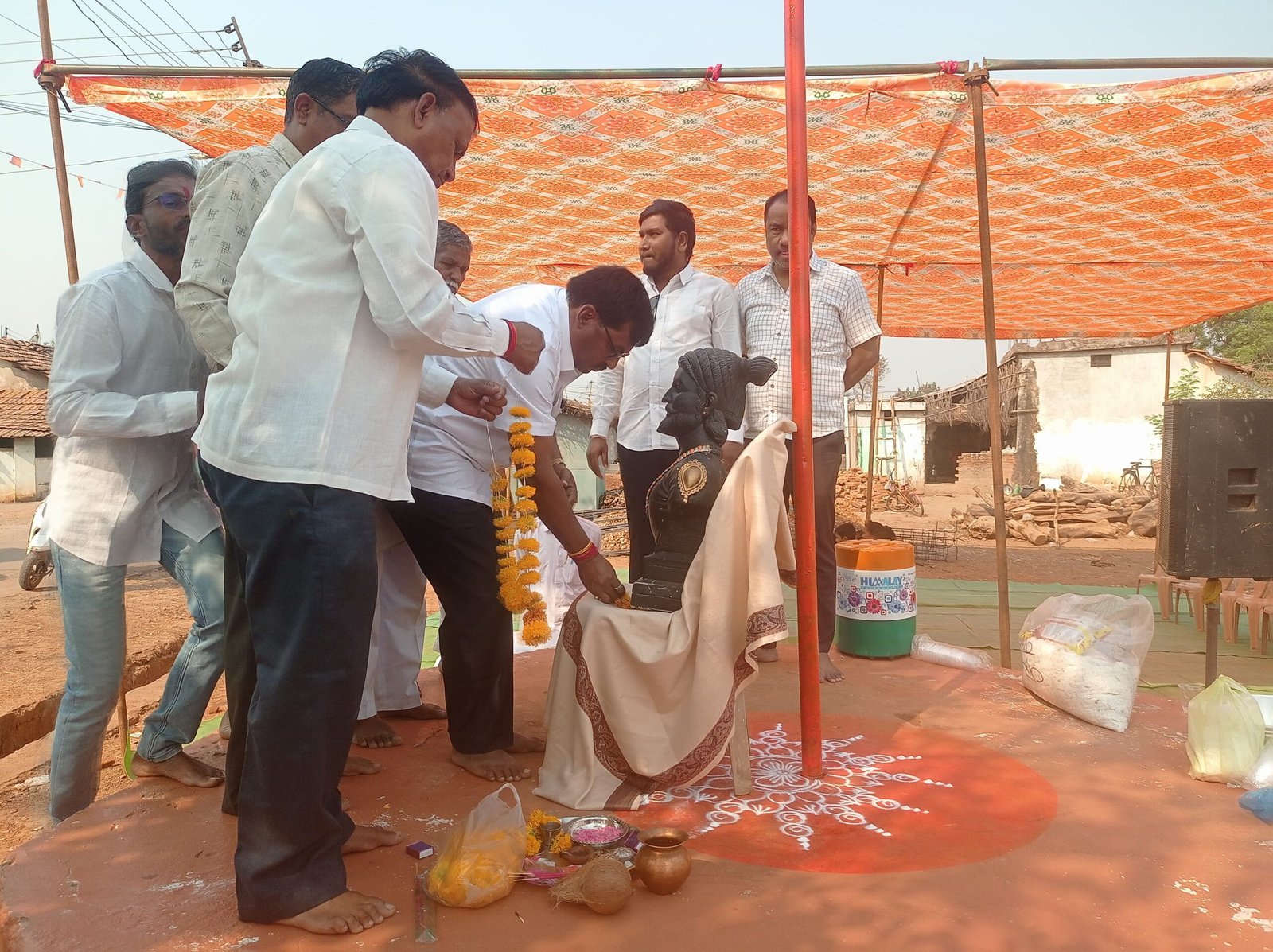 🌟वासाळा येथे लोकवर्गणीतून साकार होणार छत्रपती शिवाजी महाराजांचा पुतळा