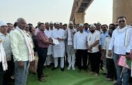 ✴️गोसेखुर्द च्या पाण्यासाठी वैनगंगा नदी पात्रात लखलखत्या उन्हात काँग्रेसचे ठिय्या आंदोलन