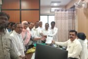 💥निरपराध मुसलमानांची सामुहिक हत्या व मस्जिद पाळणाऱ्यावर गुन्हे दाखल करा