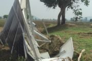 🌪वादळी वाऱ्यामुळे मौशिखांब - वडधा परिसरातील सोलरपंपाचे शेड उडाले. भरपाई कधि मिळणार !