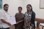 🟨आदिवासी महिला सक्षमीकरणासाठी -डॉ. नितीन राऊत यांना निवेदन