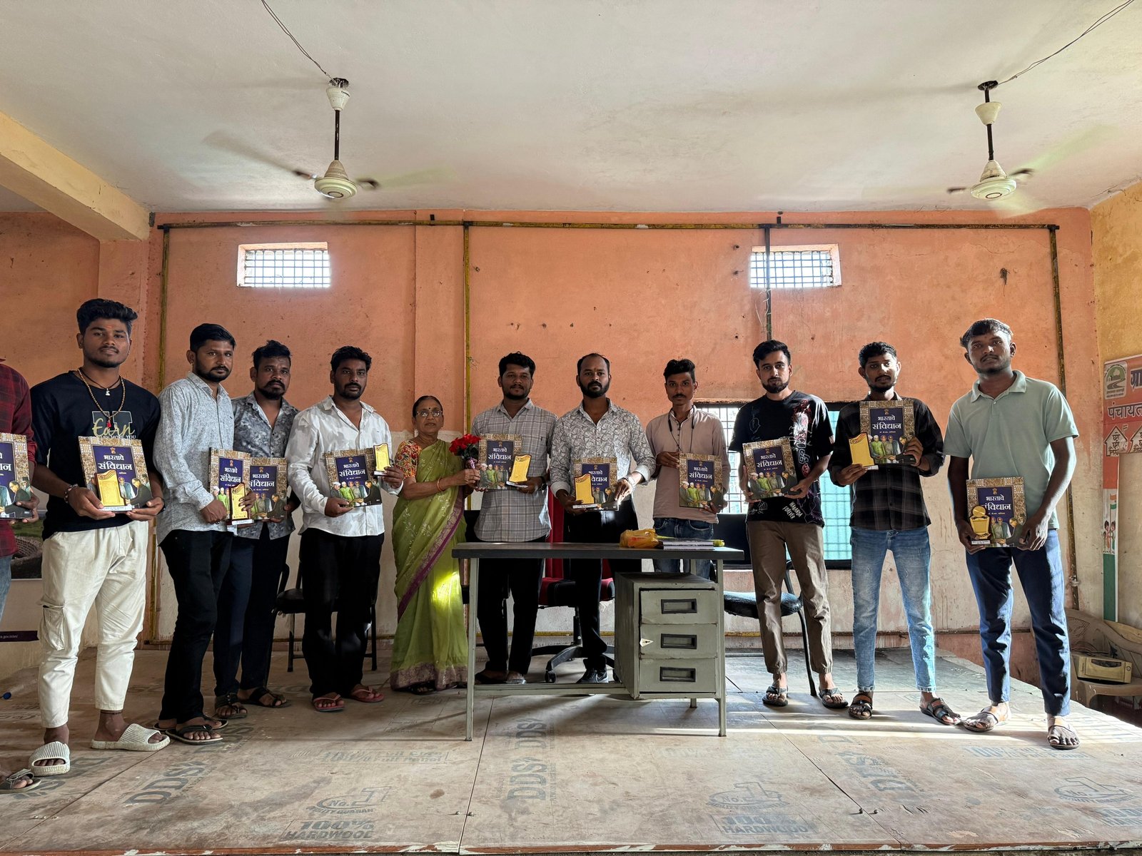 💢समाजसेविका सुशिला भगत यांनी केला स्वराज्य फॉऊडेशन संस्थेचा सत्कार
